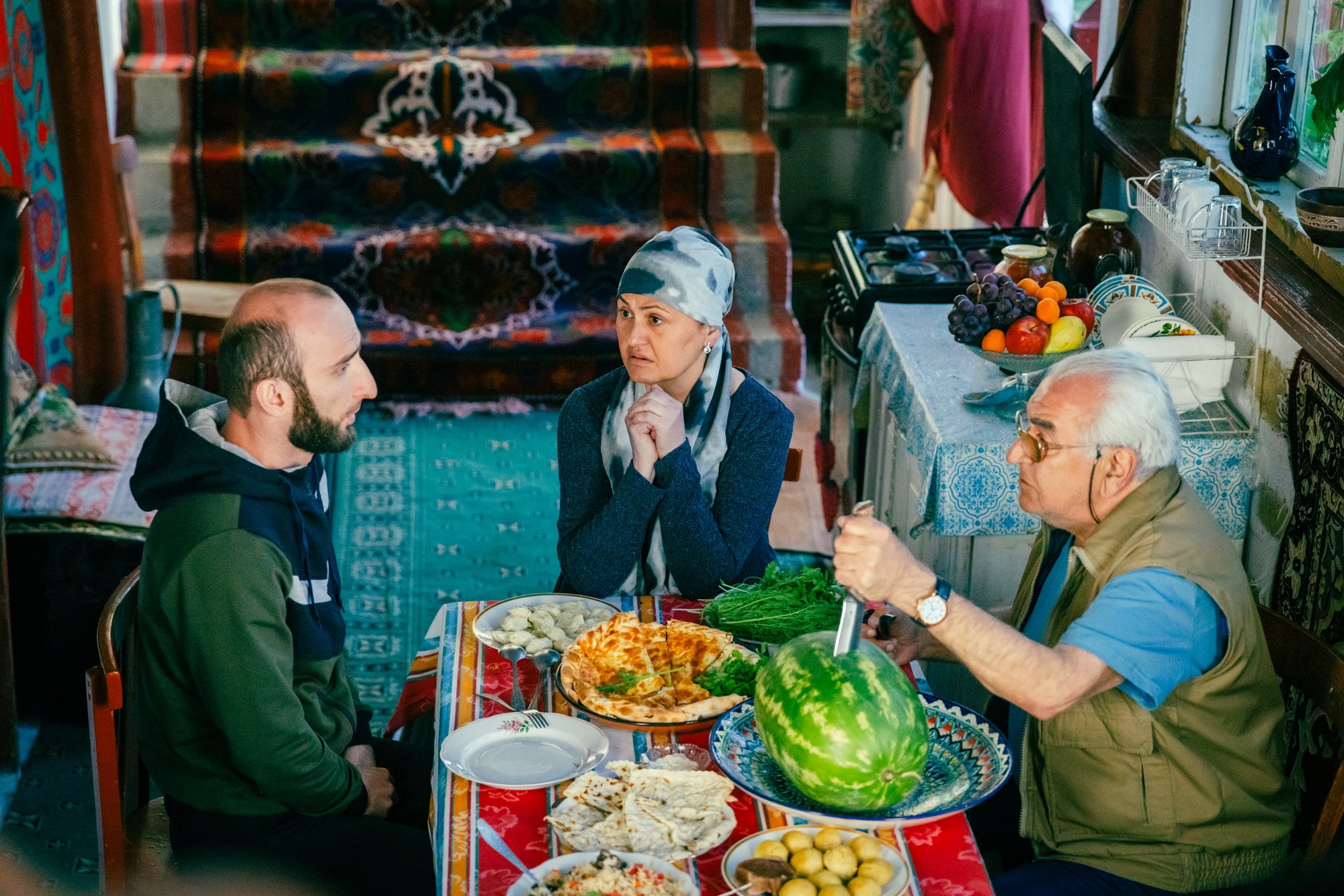 Сериал Омар в большом городе (2019-2025). Кадр N214458