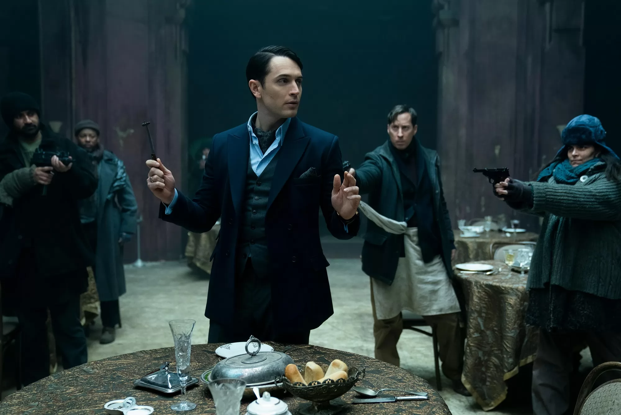 Сериал Континенталь (2023). Кадр N221171
