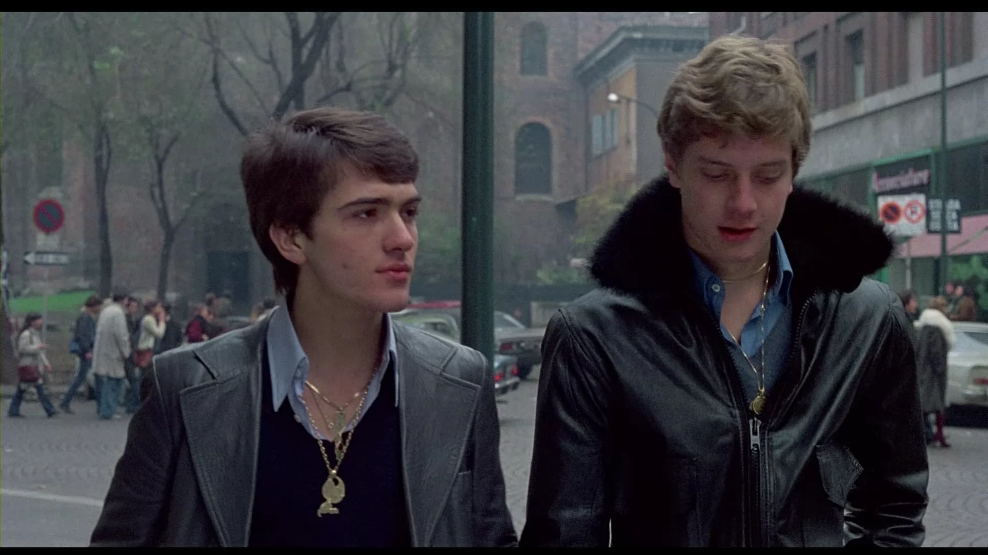 Фильм Площадь Сан-Бабила, 20 часов (1976). Кадр N224326