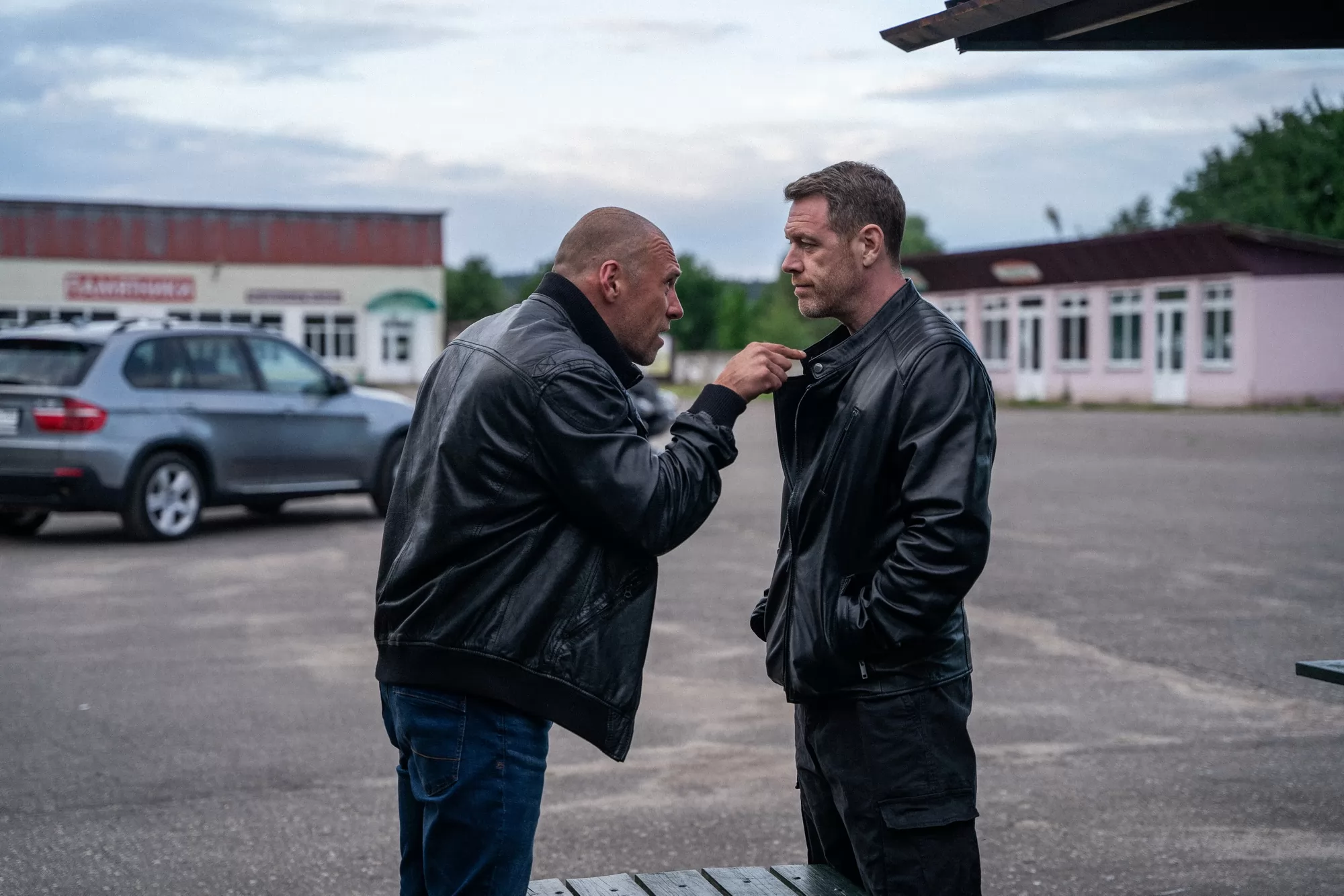 Сериал Последний из стаи (2025). Кадр N226322
