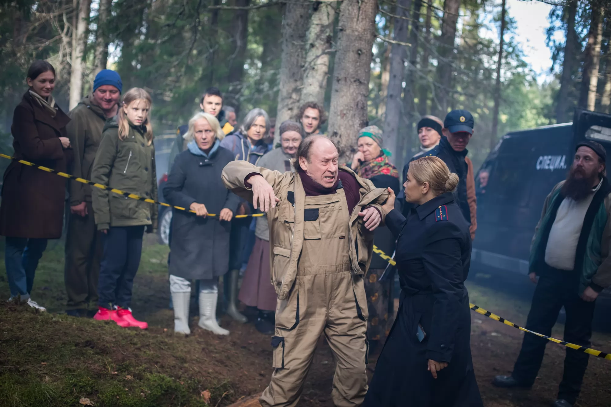 Сериал Здесь все свои (2024). Кадр N227606