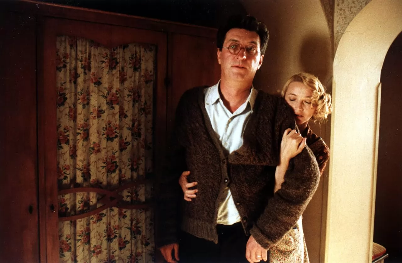 Фильм Мы должны помогать друг другу (2000). Кадр N229401