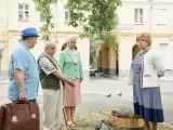 Кадры к сериалу "Мама будет против"