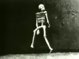 Превью кадра #226935 к фильму "Веселый скелет" (1898)