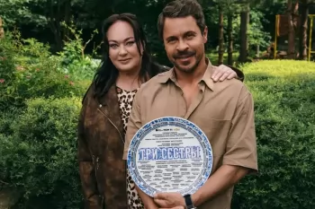 Лариса Гузеева и Павел Деревянко сыграют в новых "Трех сестрах"