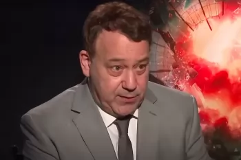 Сэм Рэйми снимет фильм ужасов "Пришлите помощь"