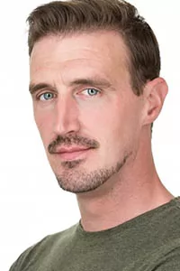 Дэниел Ривз (Daniel Ryves)