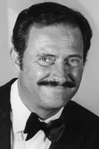 Дэн Роуэн (Dan Rowan)