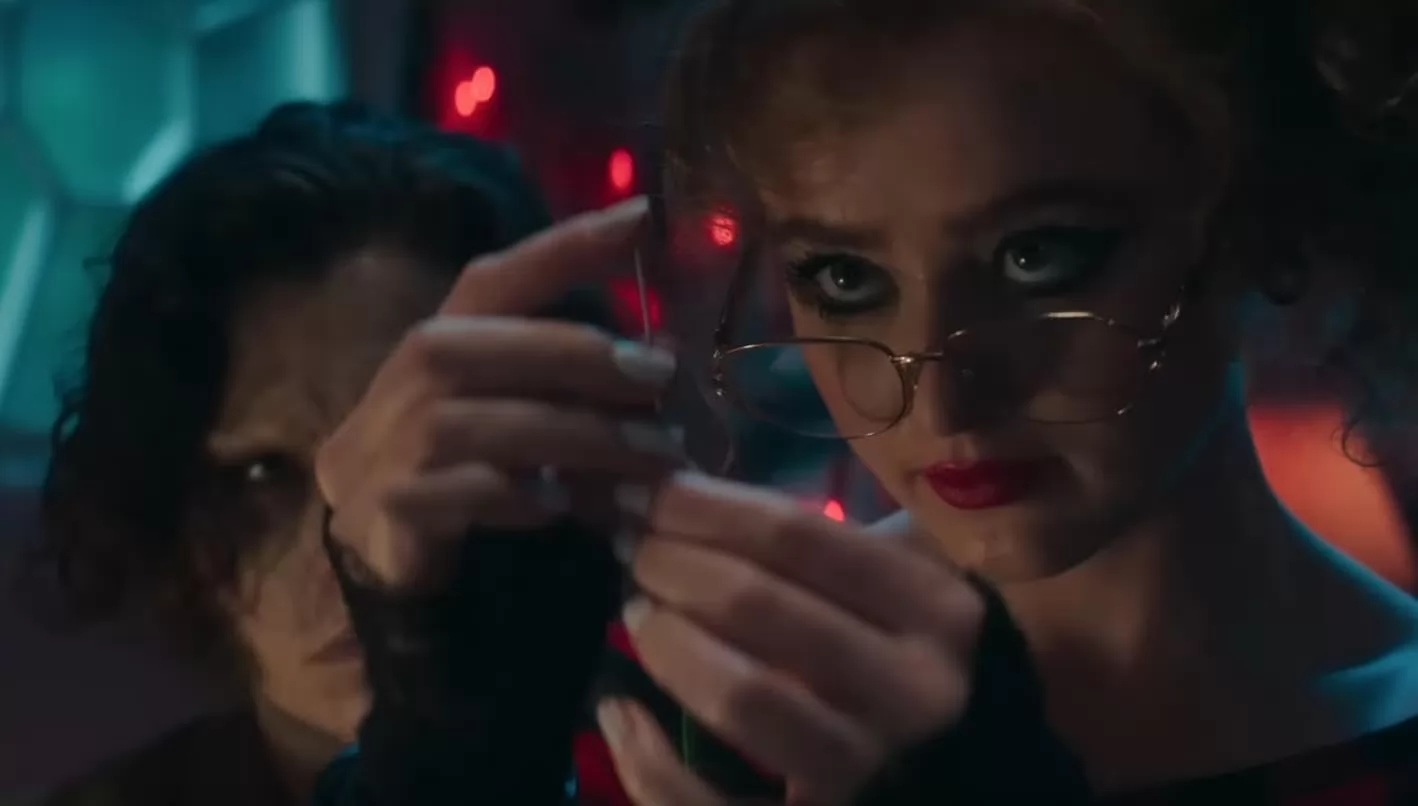 Фильм Лиза Франкенштейн (2024). Кадр N230337