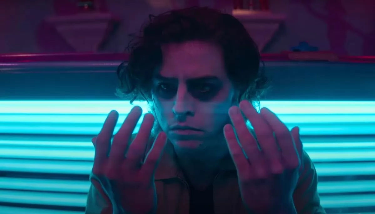 Фильм Лиза Франкенштейн (2024). Кадр N230345