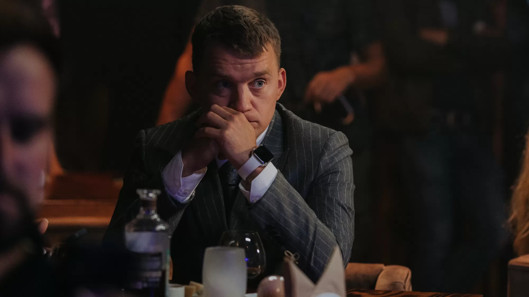 Сериал Артист с большой дороги (2024). Кадр N231263