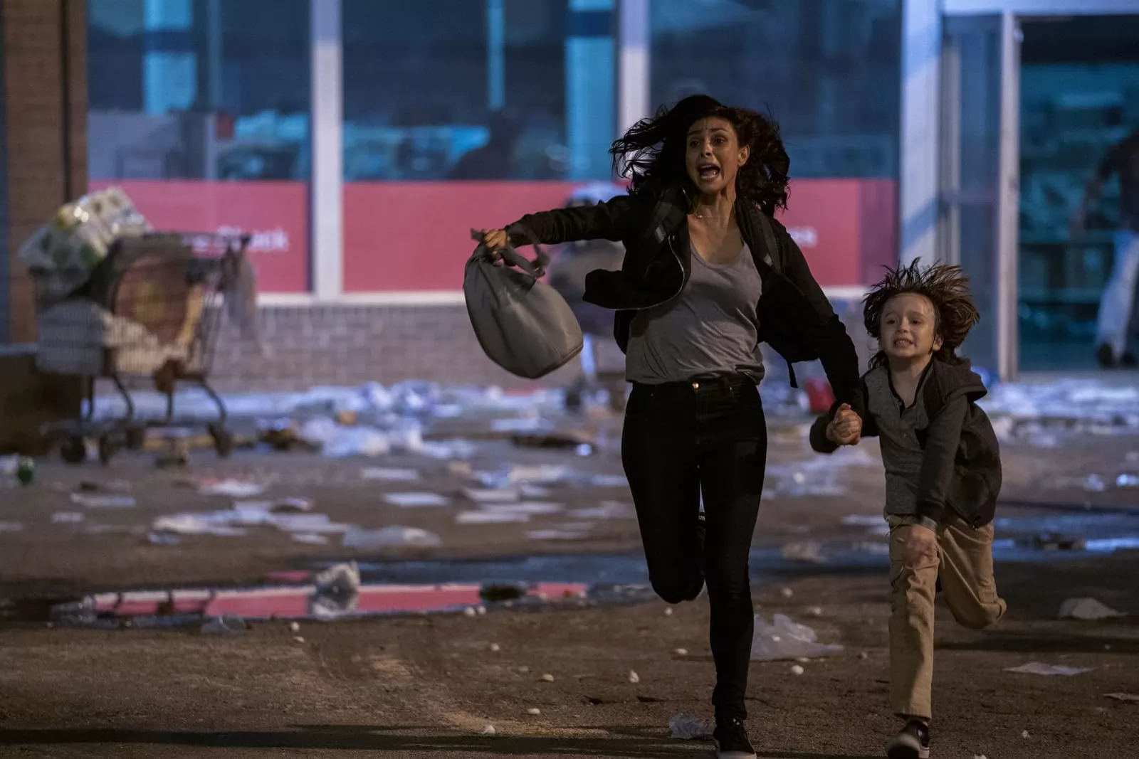 Фильм Гренландия (2020). Кадр N232280