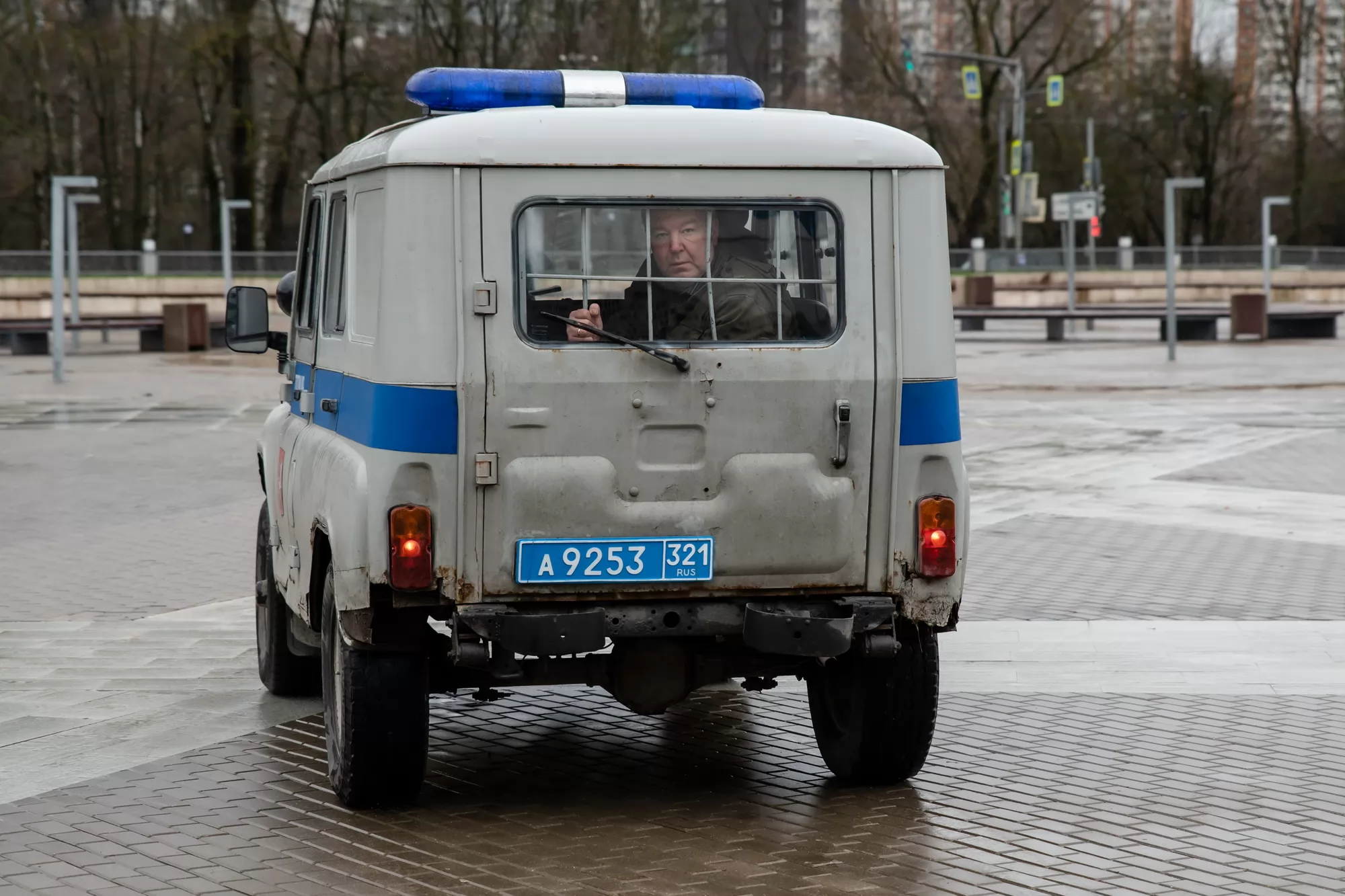 Сериал Киберпапа (2024). Кадр N234396