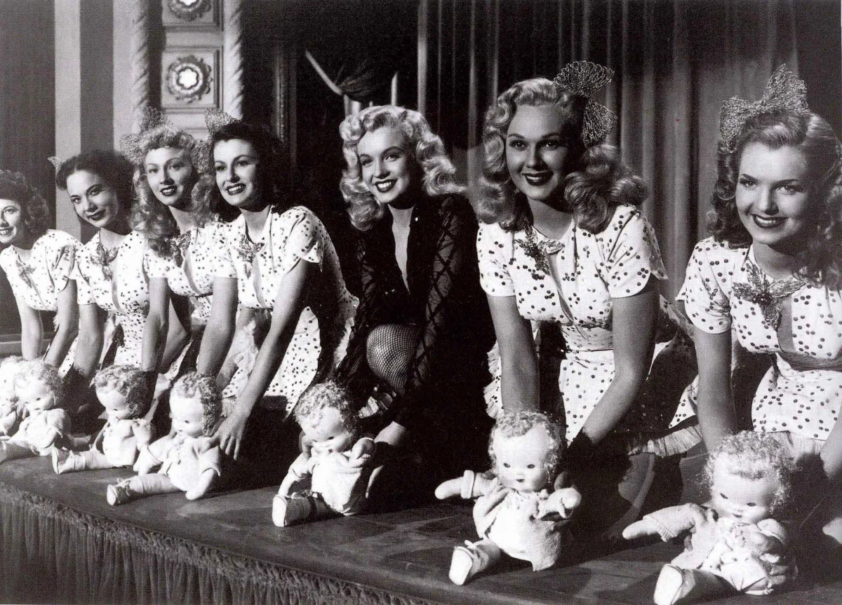 Фильм Леди из кордебалета (1948). Кадр N235570