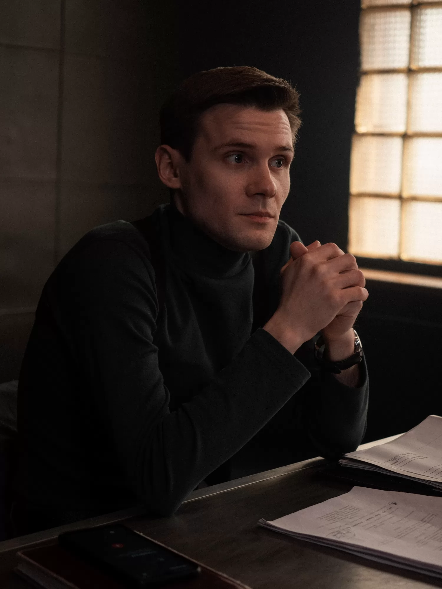 Сериал Извозчик (2025). Кадр N237057