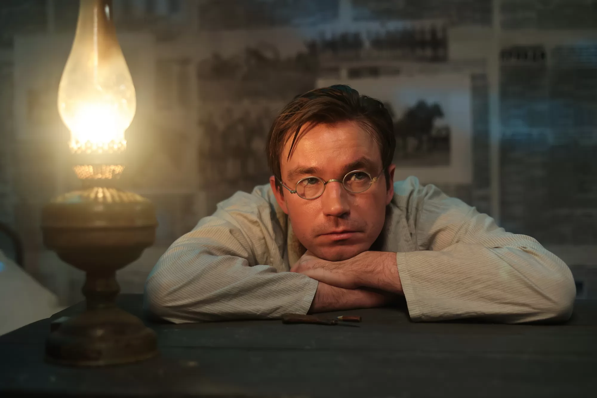 Фильм Почтарь (2025). Кадр N237347