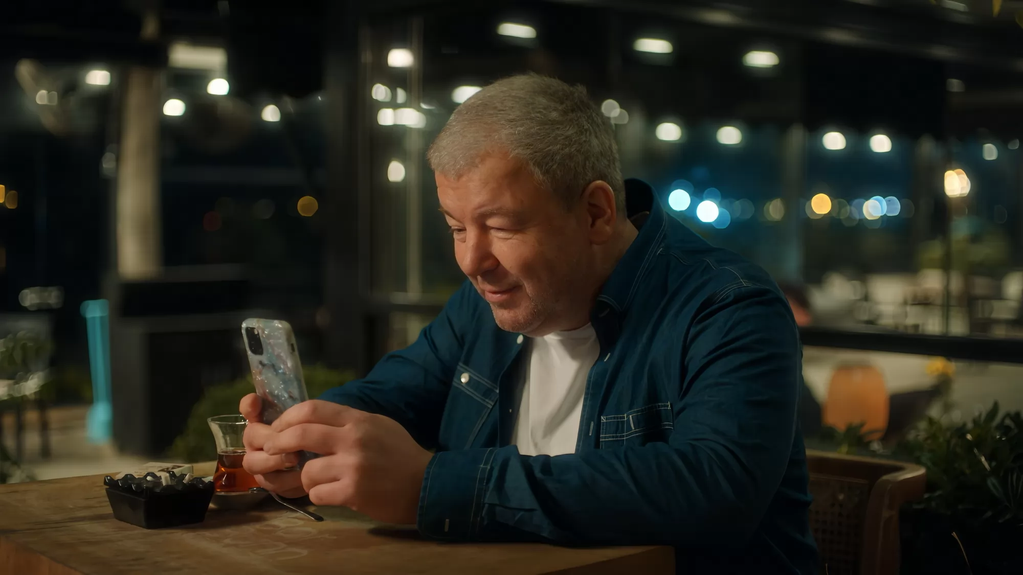Сериал Убойный отпуск (2024). Кадр N237663