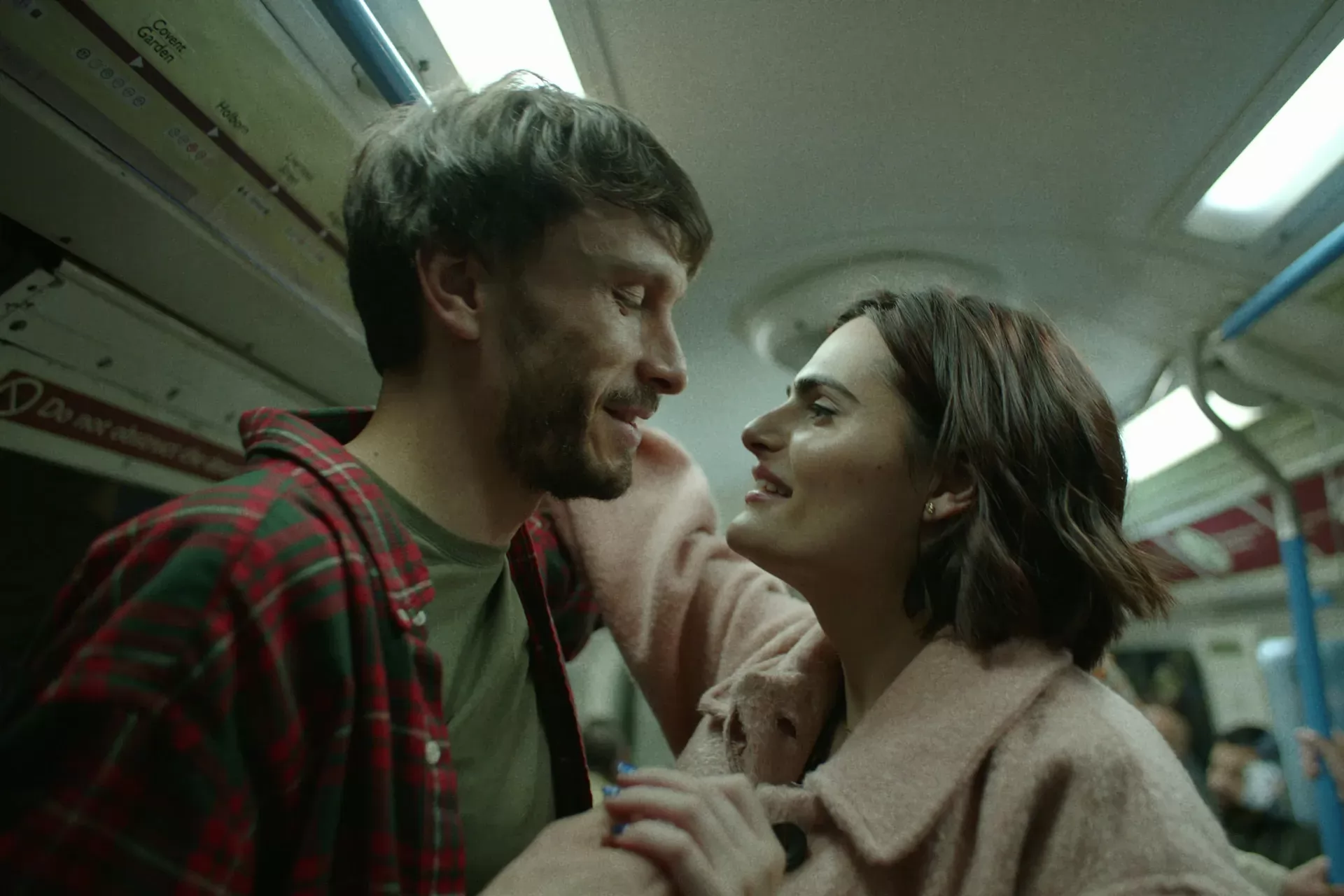 Сериал Олененок (2024). Кадр N237743