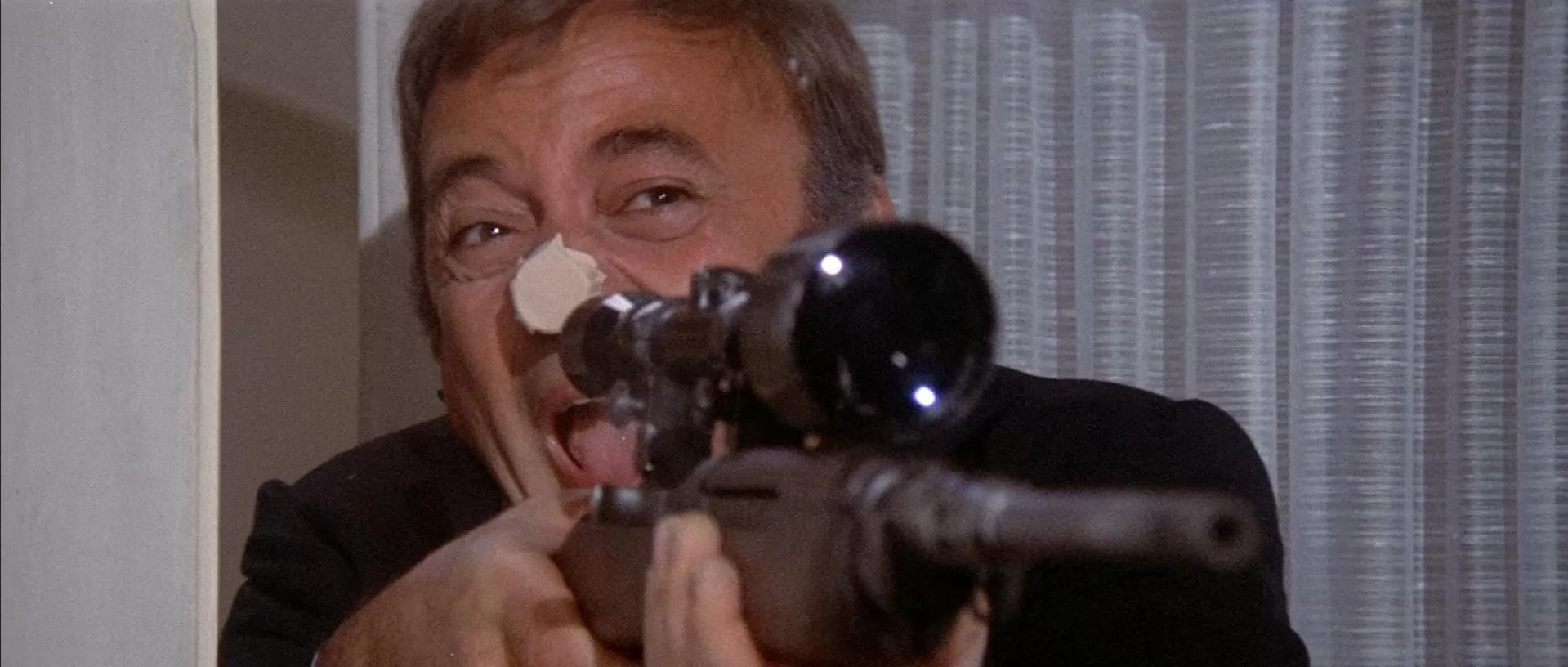 Фильм Возвращение Розовой пантеры (1975). Кадр N250538