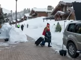 Кадры к сериалу "Совсем ошалели!"