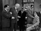 Превью кадра #245386 из фильма "Обнаженный город"  (1948)