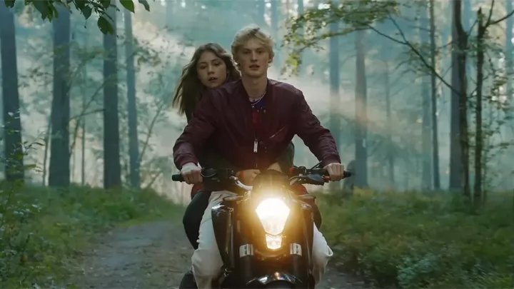 Тизер-трейлер фильма "Василиса и хранители времени"