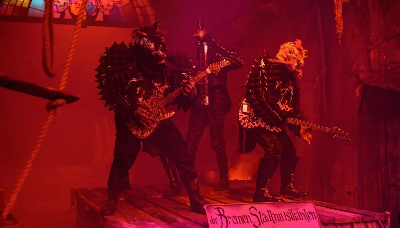 Группа Jane Air сыграла Бременских музыкантов в фильме Король и Шут. Навсегда