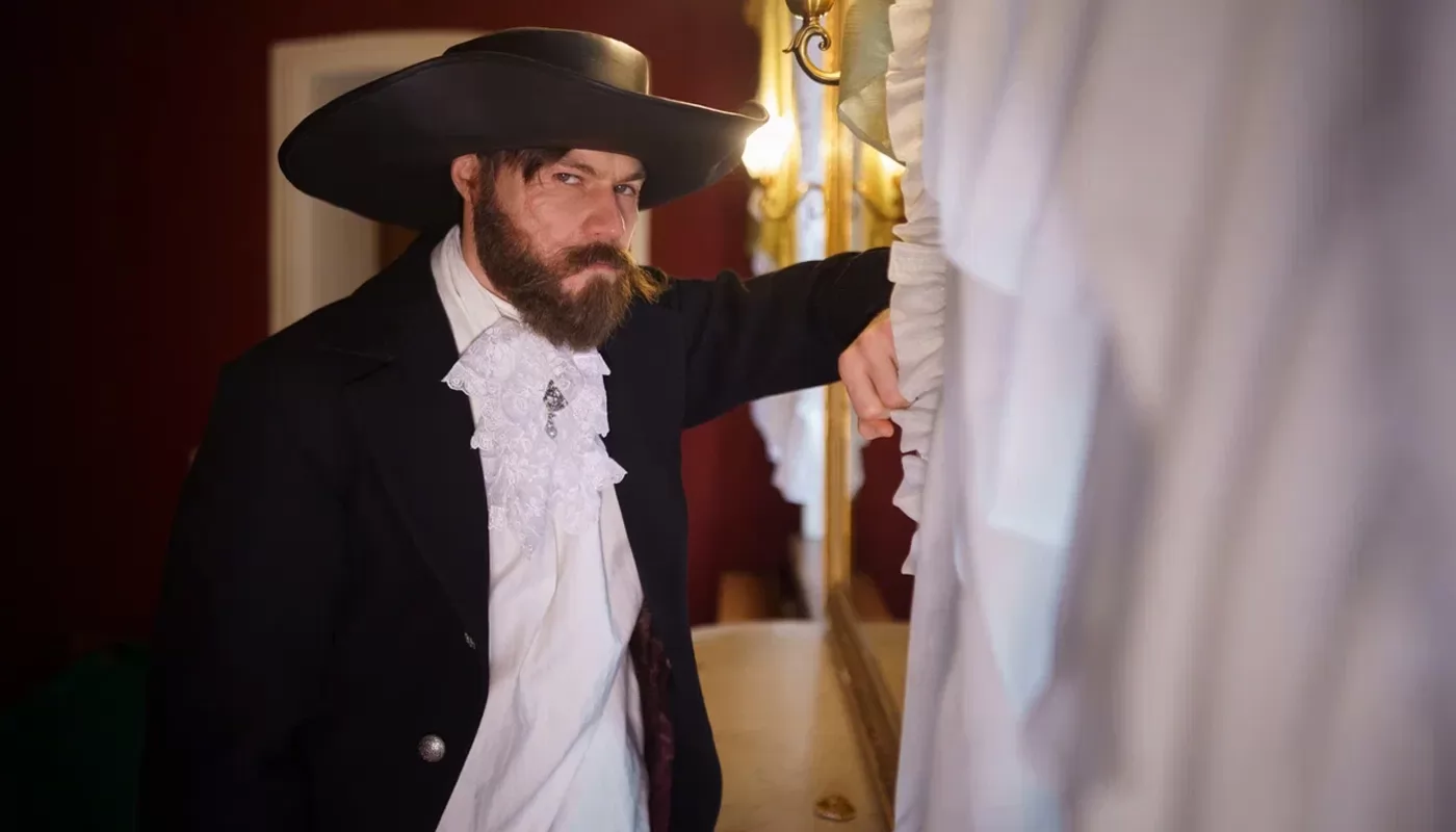 Начались съемки сериала Дубровский. Русский Зорро