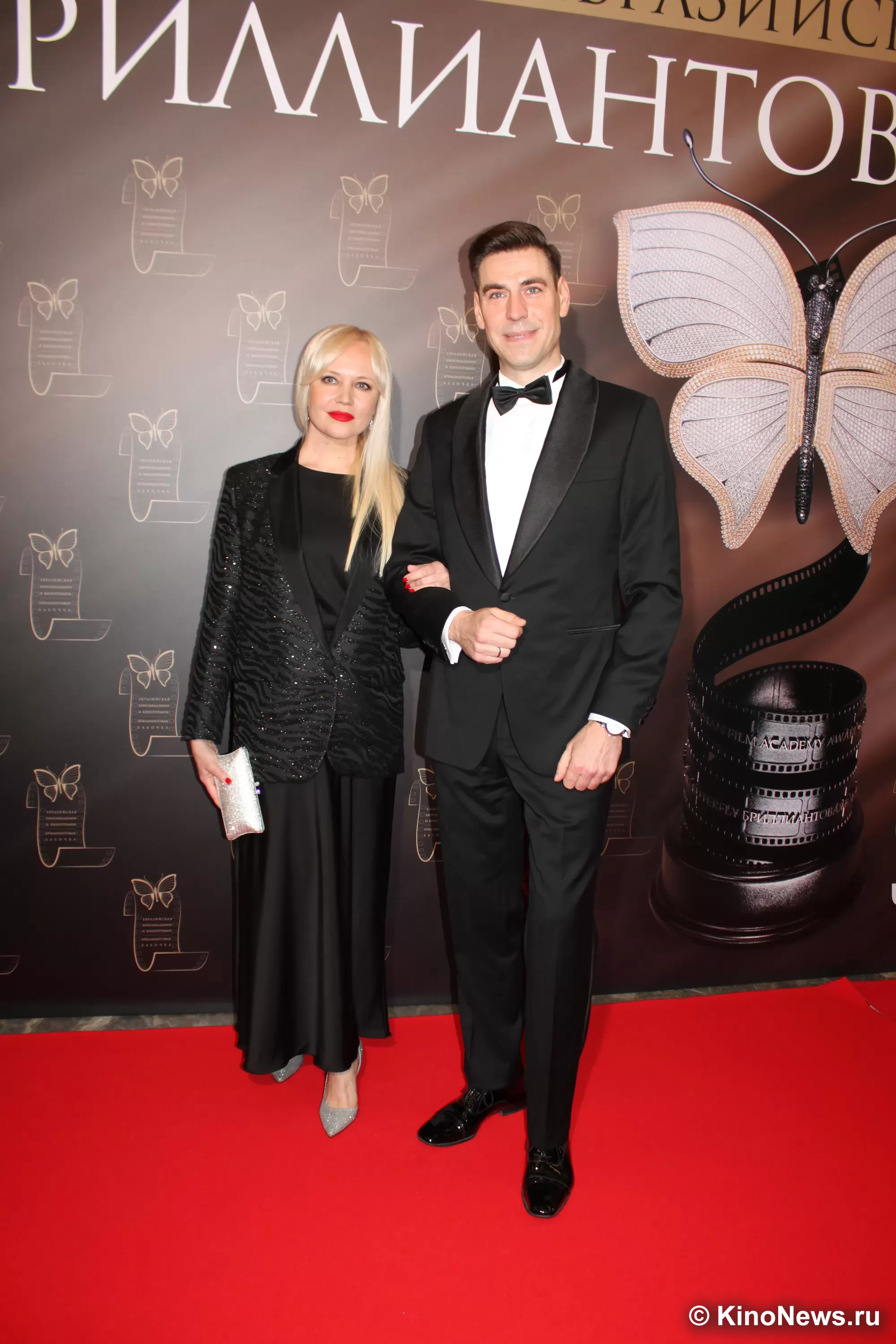 Фотография N 267419 из фотогалереи "Церемония вручения премии "Бриллиантовая бабочка""
