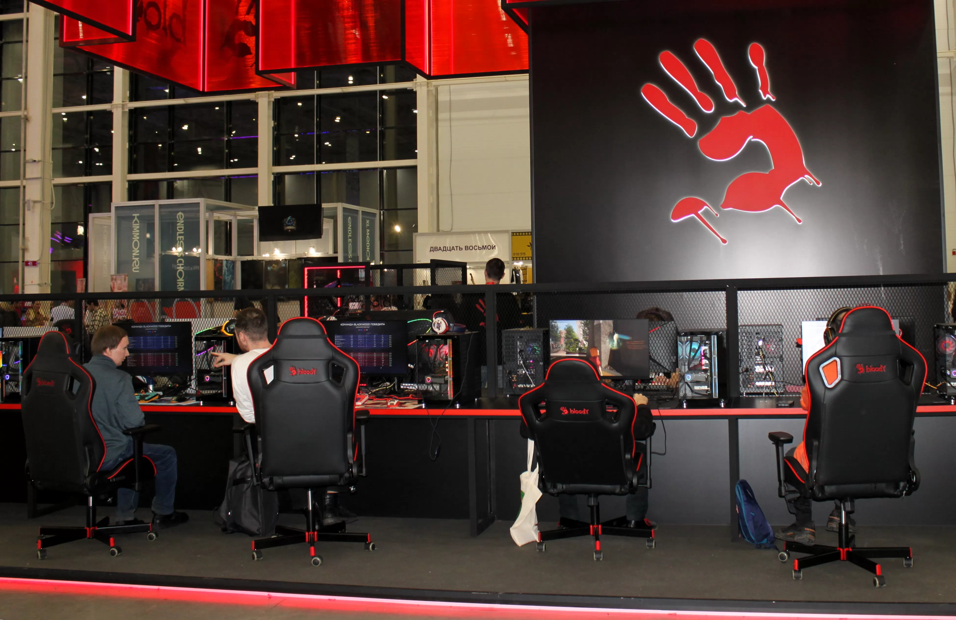 Фотография N 268028 из фотогалереи "Comic Con Игромир 2025. День второй"