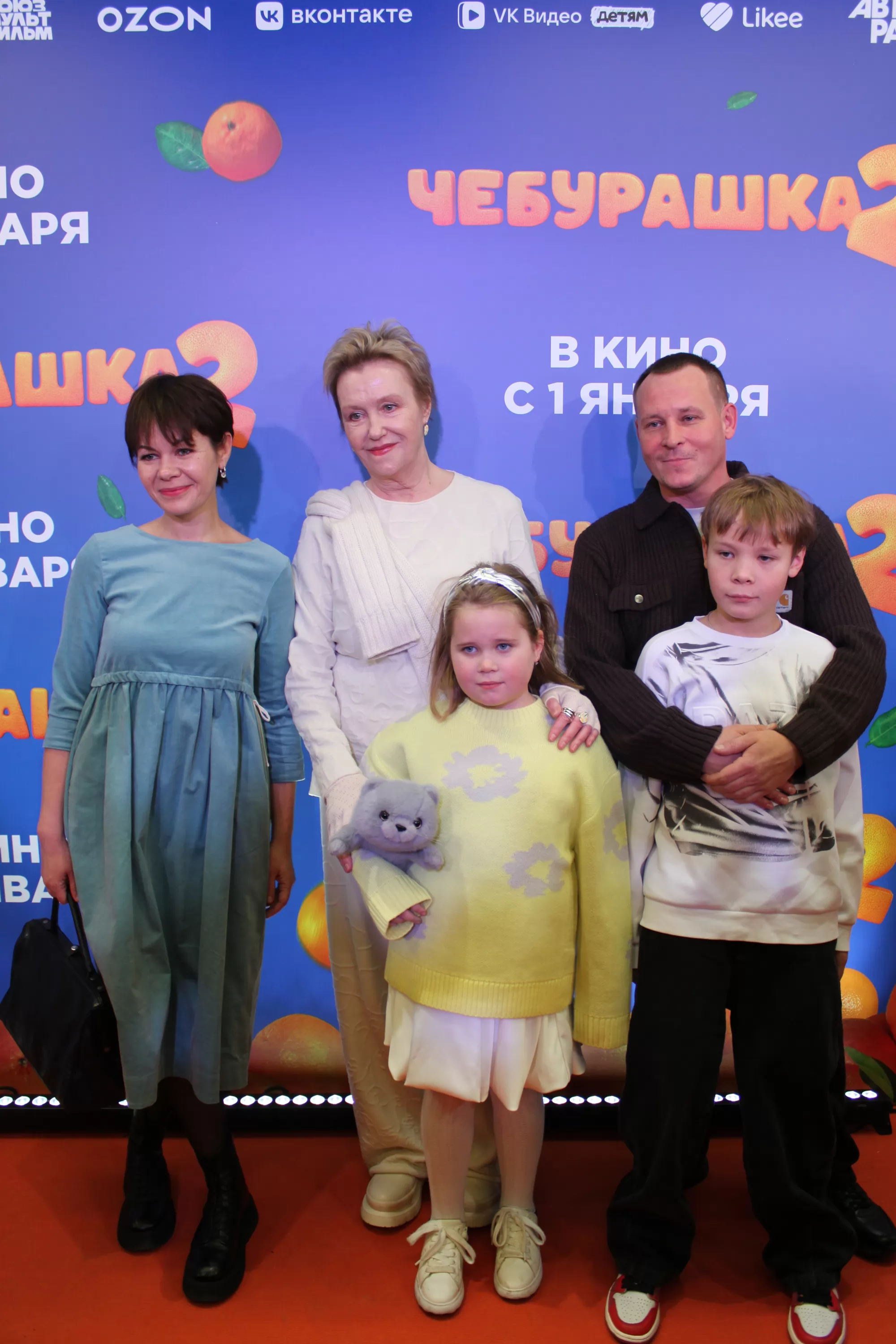 Фотография N 268648 из фотогалереи "Премьера фильма "Чебурашка 2""