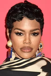 Тияна Тейлор / Teyana Taylor (© legion-media.com) Тияна Тейлор / Teyana Taylor (© legion-media.com)