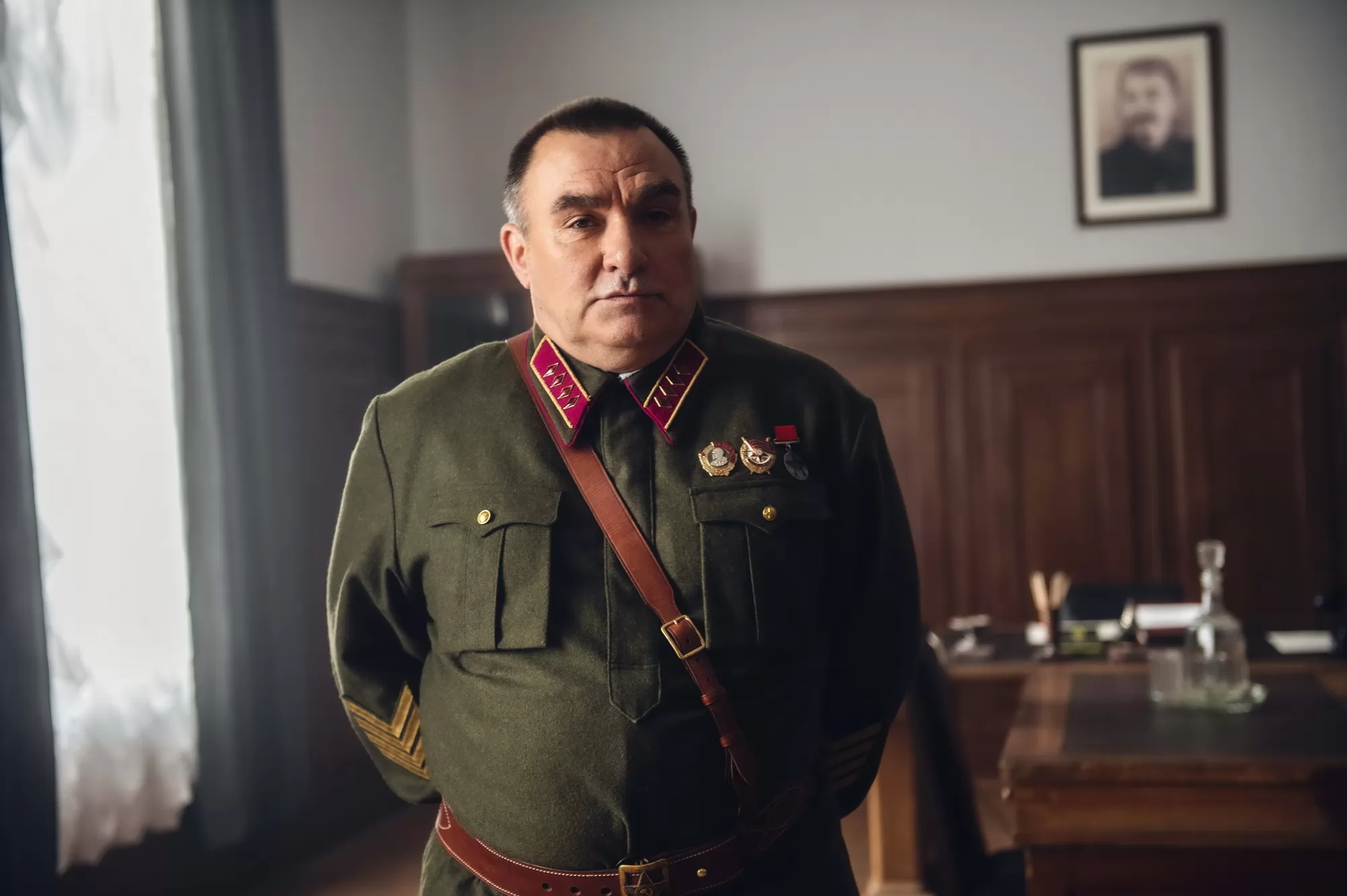 Сериал Рослый (2025). Кадр N257493