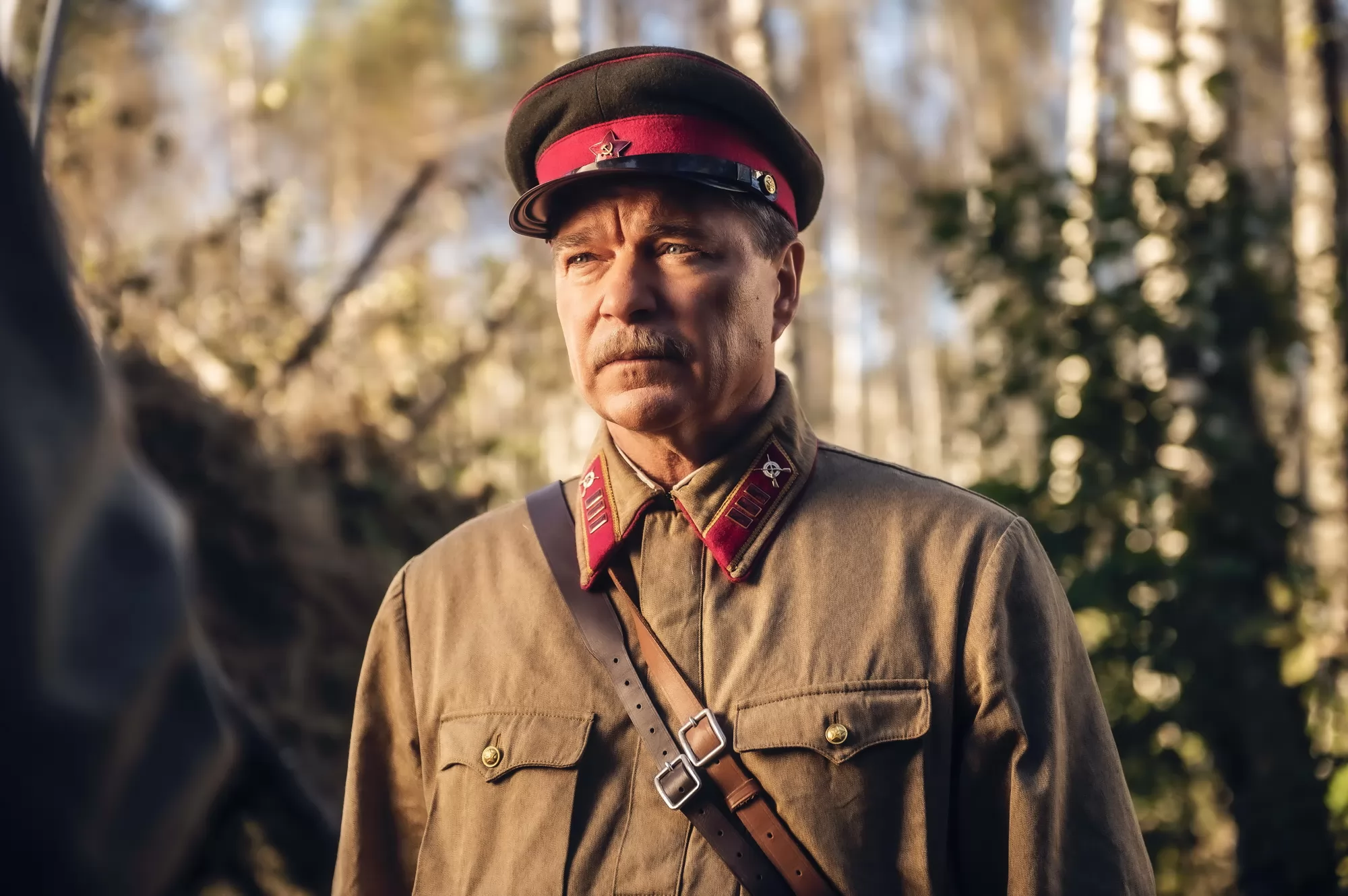 Сериал Рослый (2025). Кадр N257508