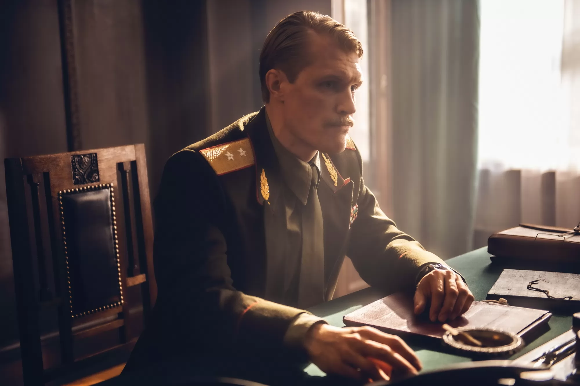 Сериал Рослый (2025). Кадр N257512