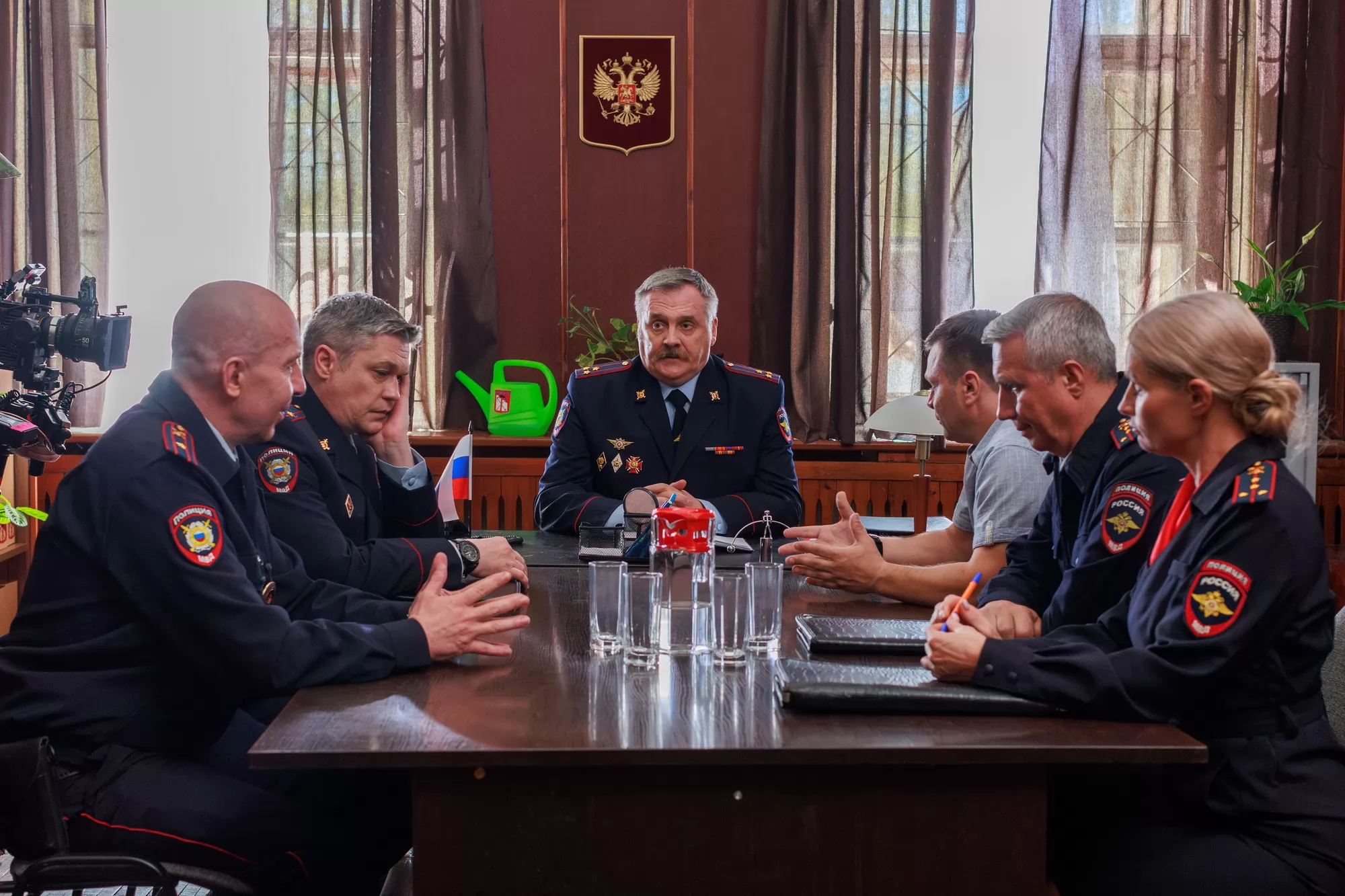 Сериал Чужой район 4 (2025). Кадр N257556