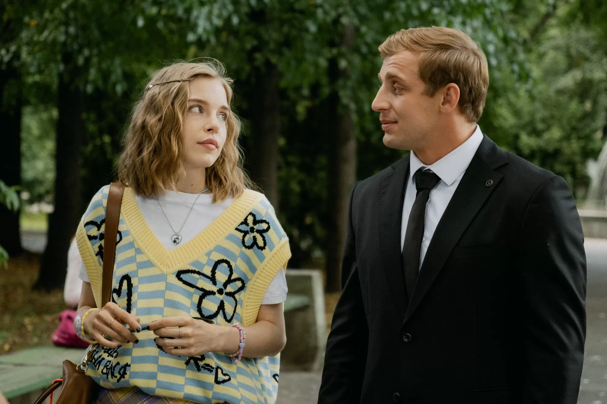 Сериал Бедные смеются, богатые плачут (2024-2025). Кадр N257774