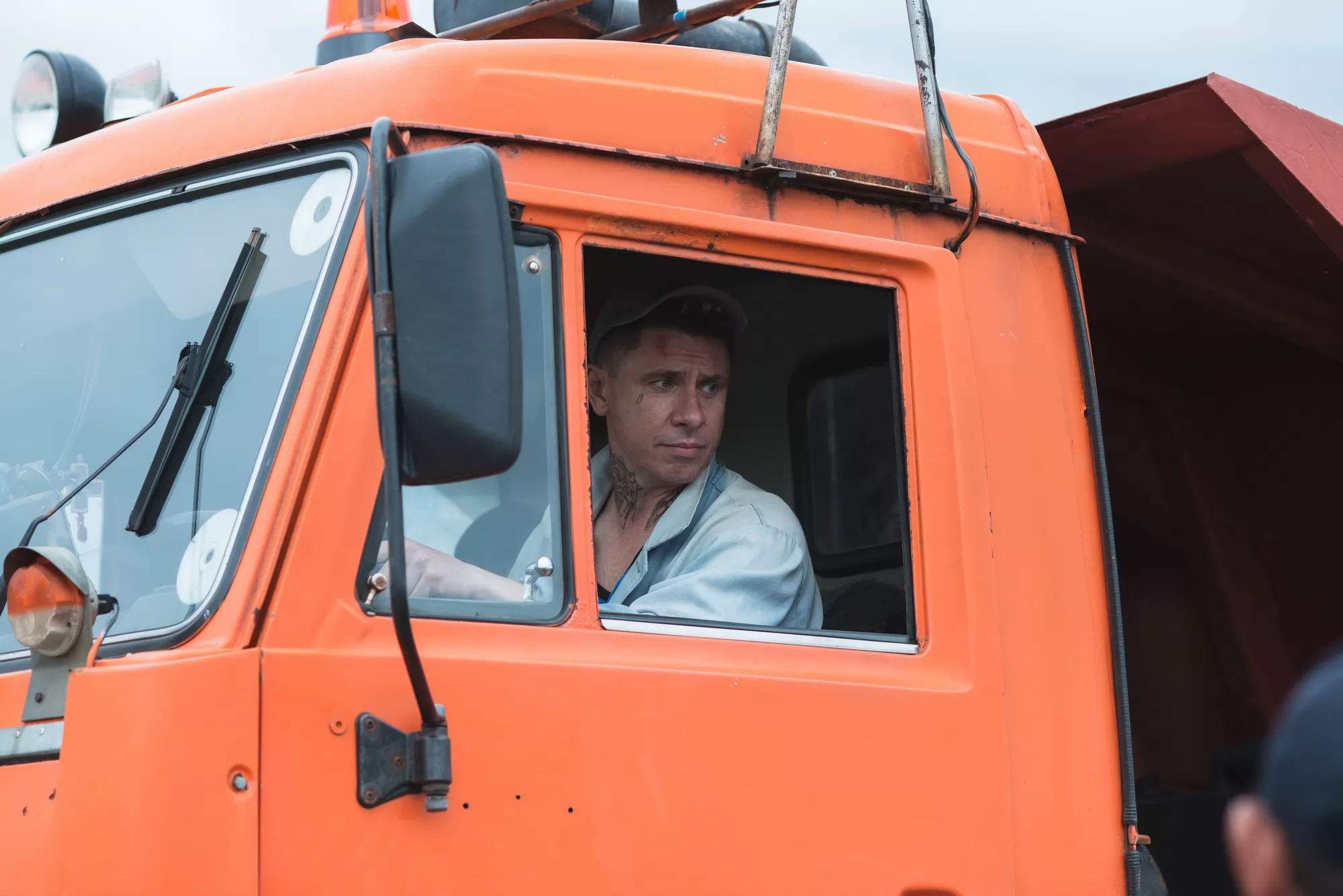 Сериал Блогеры взаперти (2025). Кадр N258076