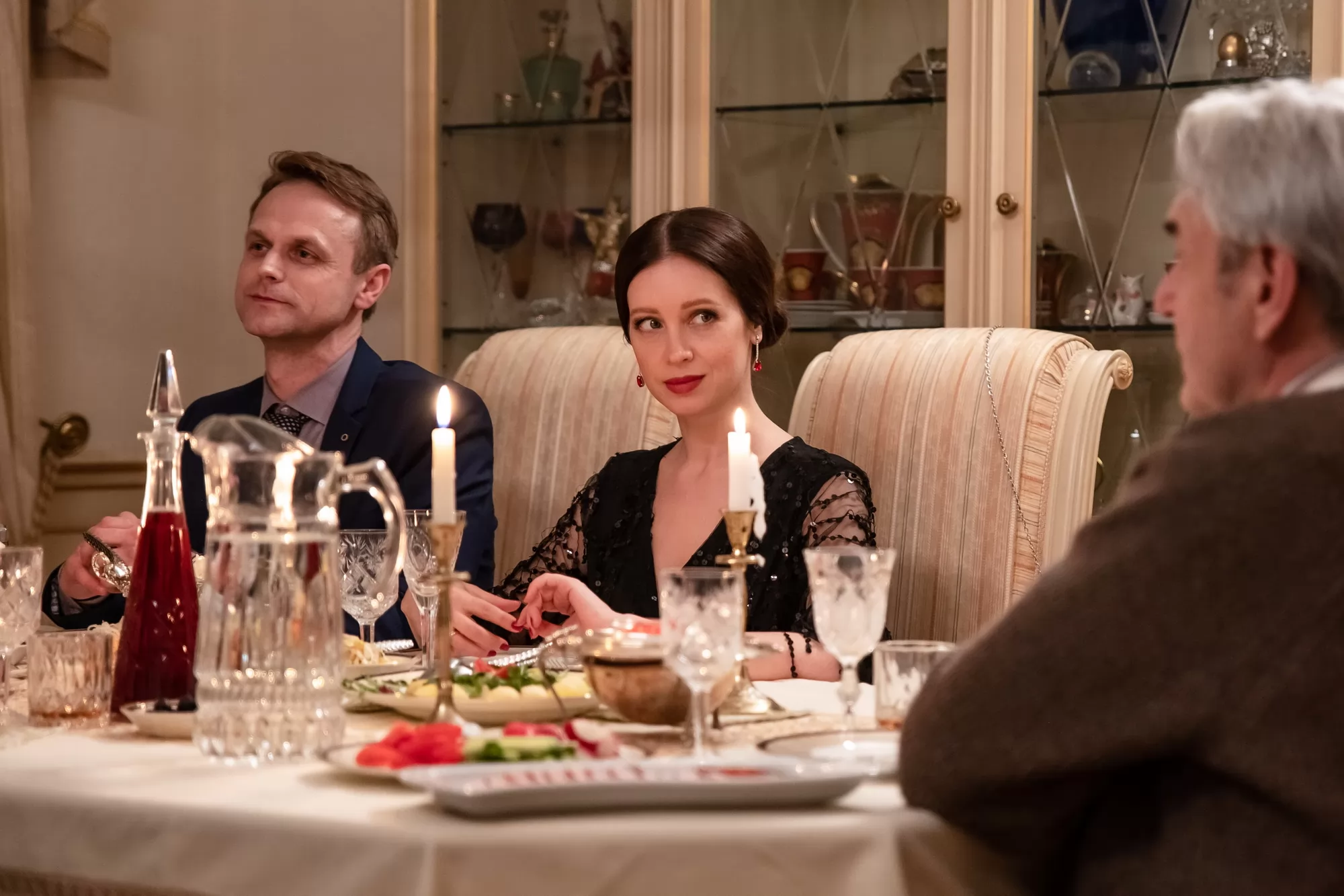 Сериал Опасные связи (2025). Кадр N259107