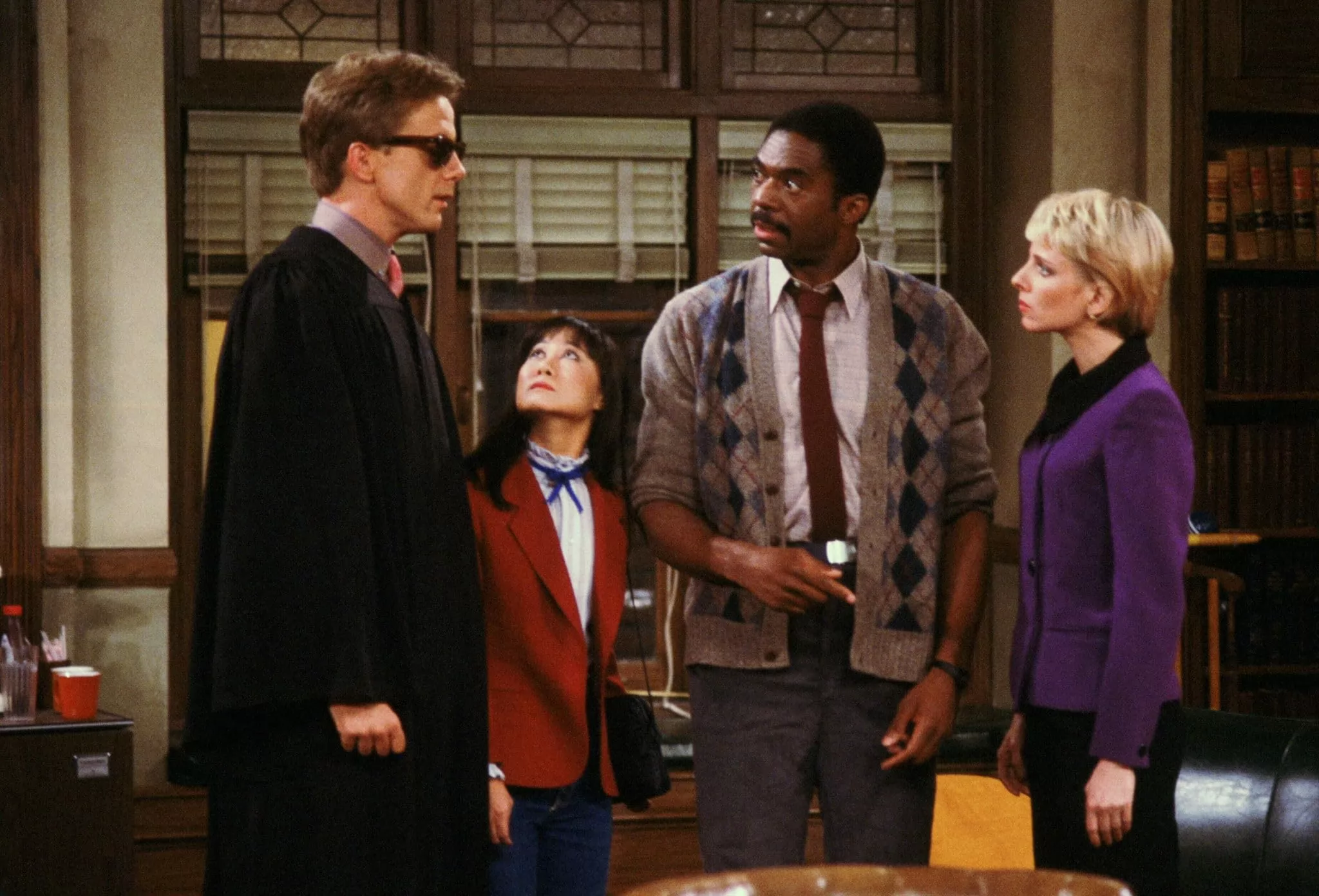 Сериал Ночной суд (1984-1992). Кадр N259737