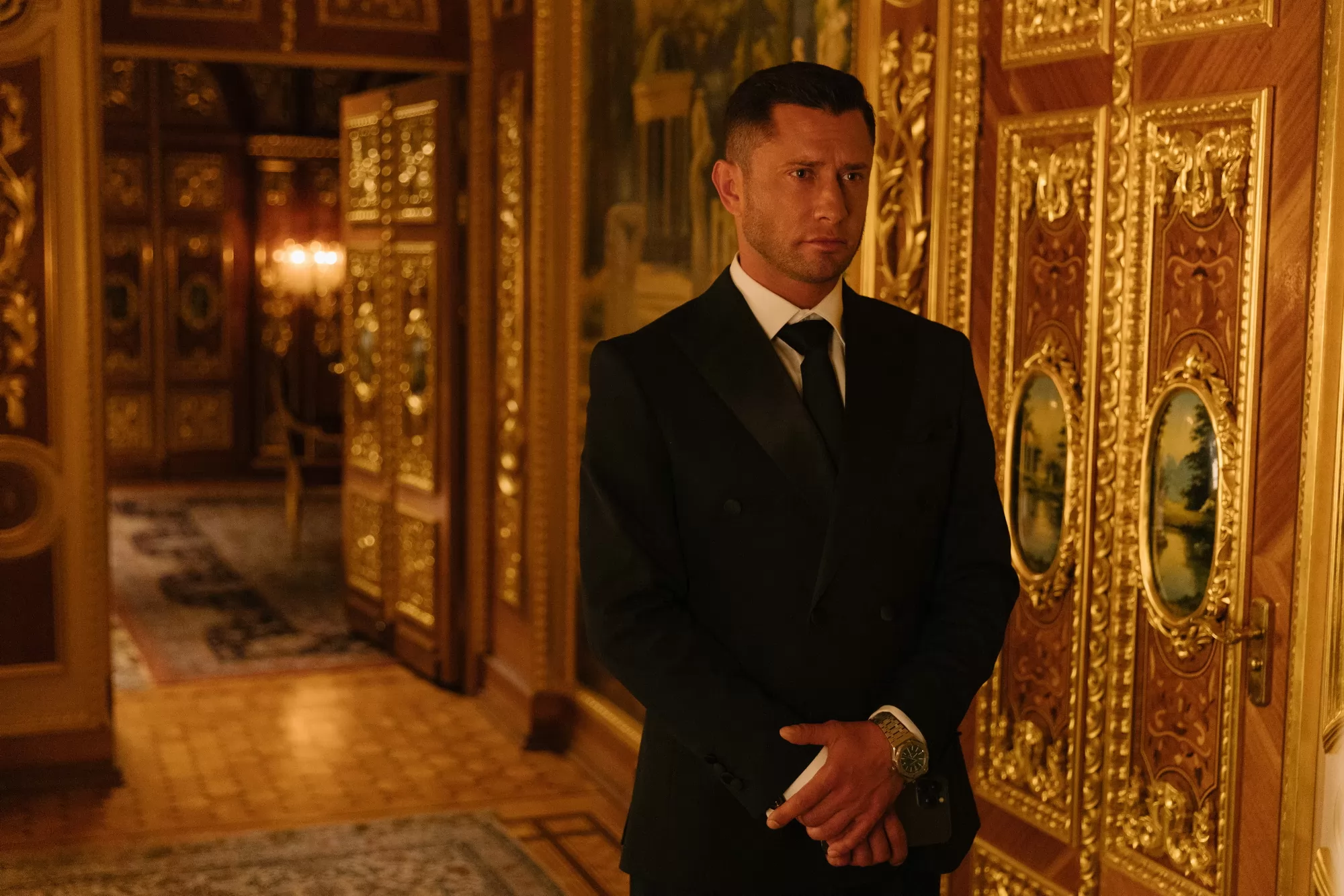 Фильм Жизнь по вызову. Фильм (2025). Кадр N262112
