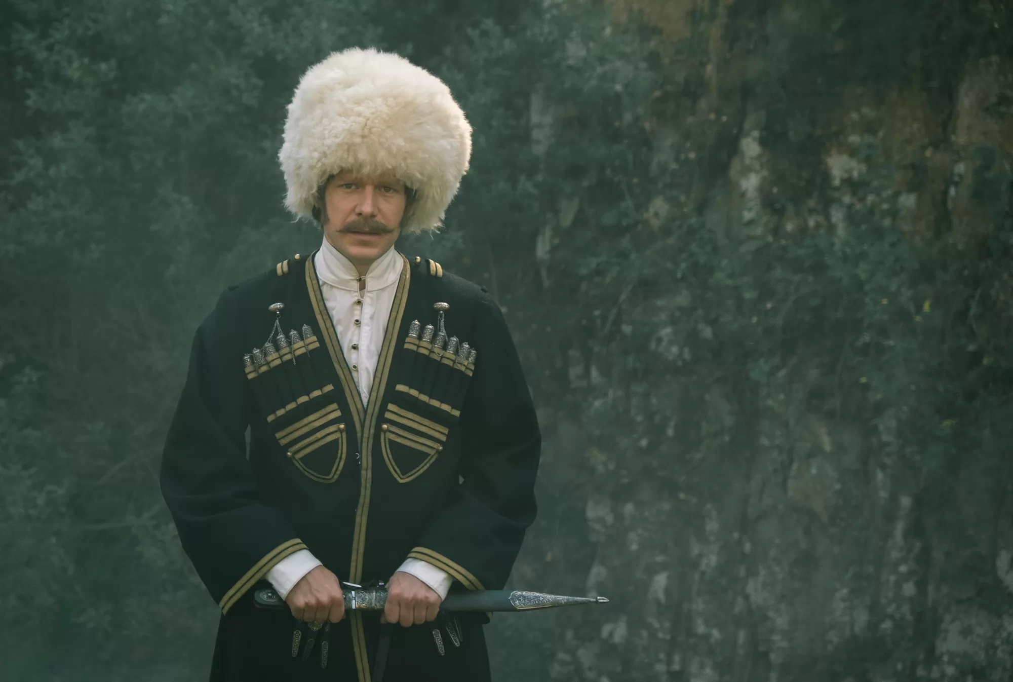 Фильм Новейшие приключения Петрова и Васечкина в горах Кавказа (2026). Кадр N264696