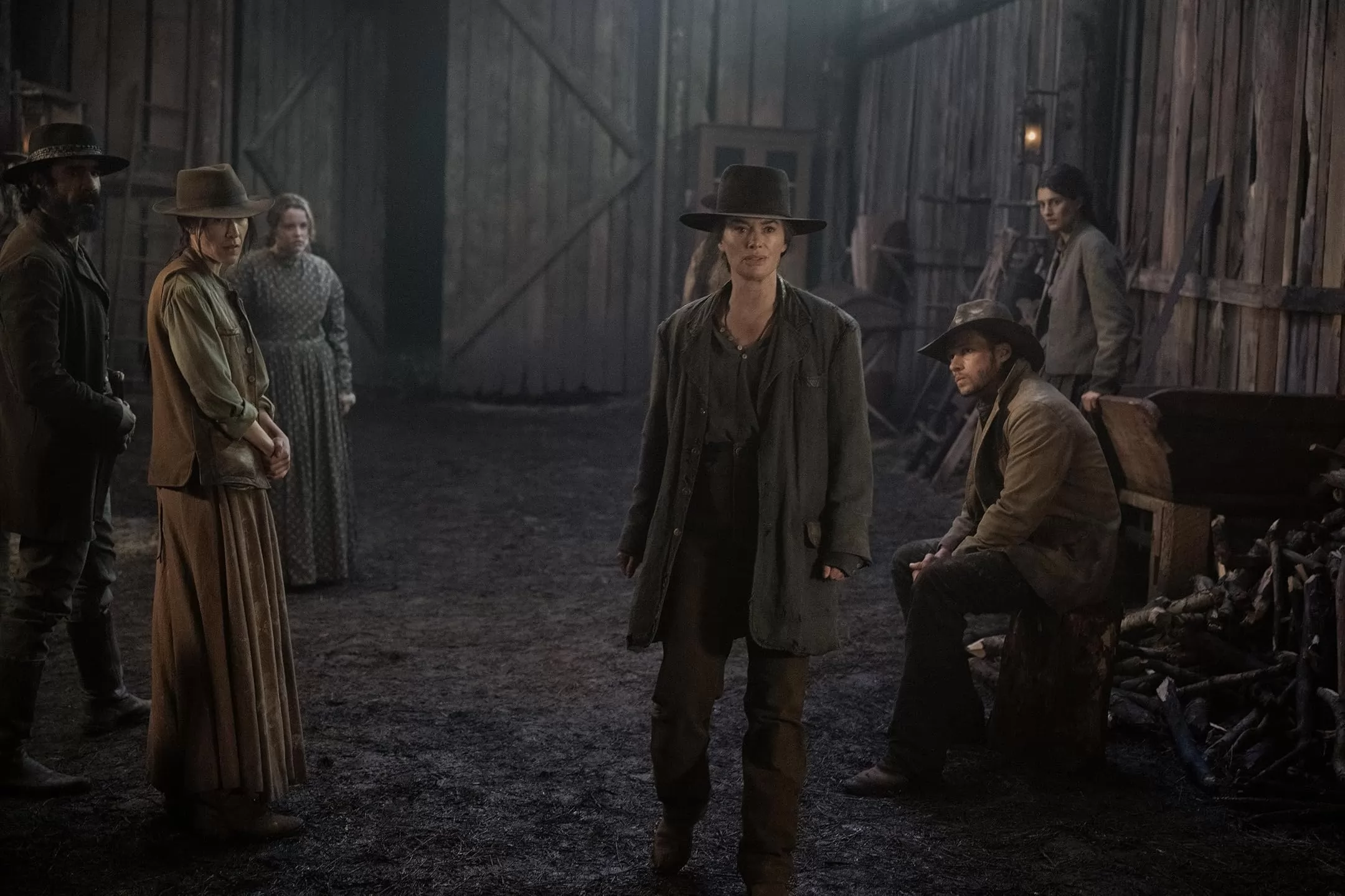 Сериал Покинутые (2025). Кадр N266626