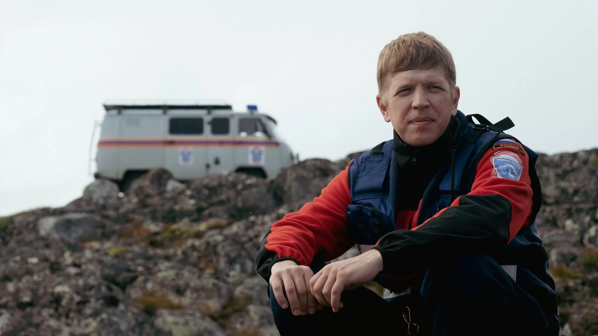 Сериал Теплый ветер с севера (2025). Кадр N266946