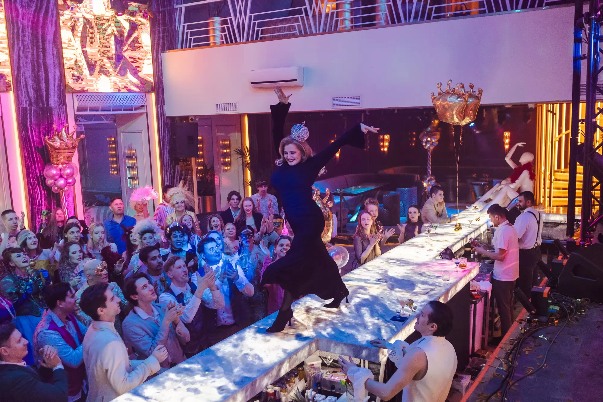 Фильм Шальная императрица (2025). Кадр N267624