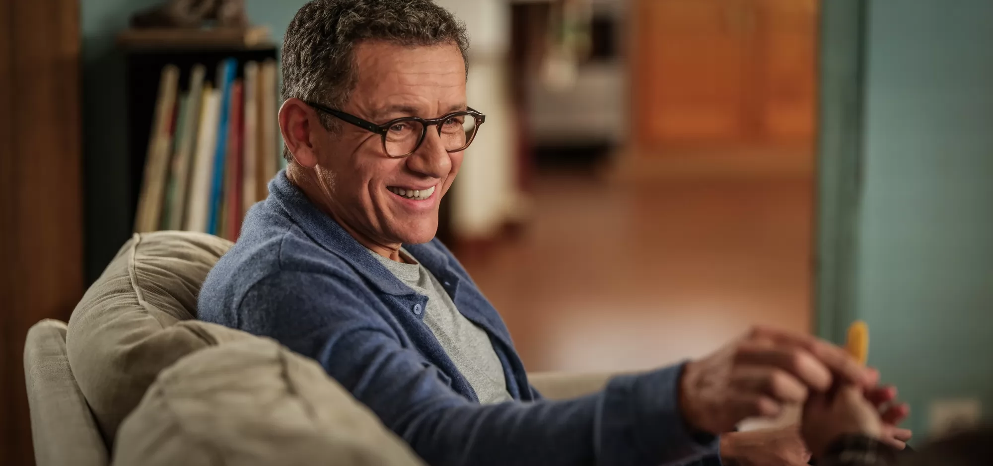 Фильм Отпуск по семейным обстоятельствам (2025). Кадр N268496