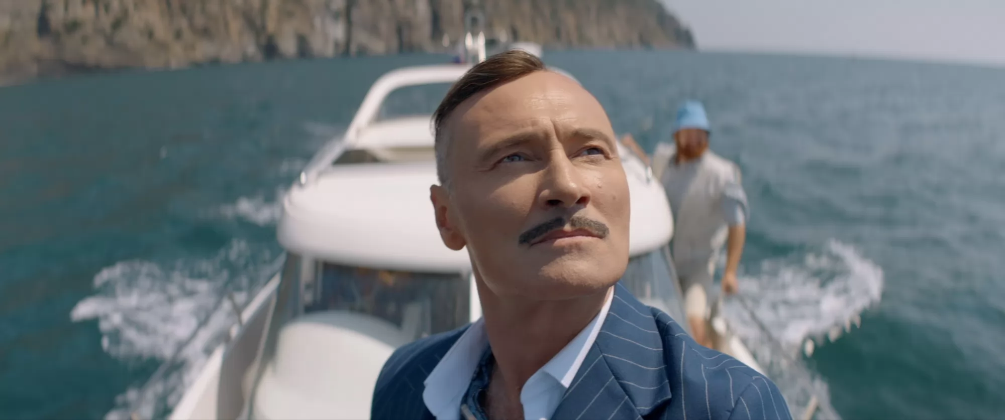 Сериал Три друга, клад и матрос Кошка (2025). Кадр N268544