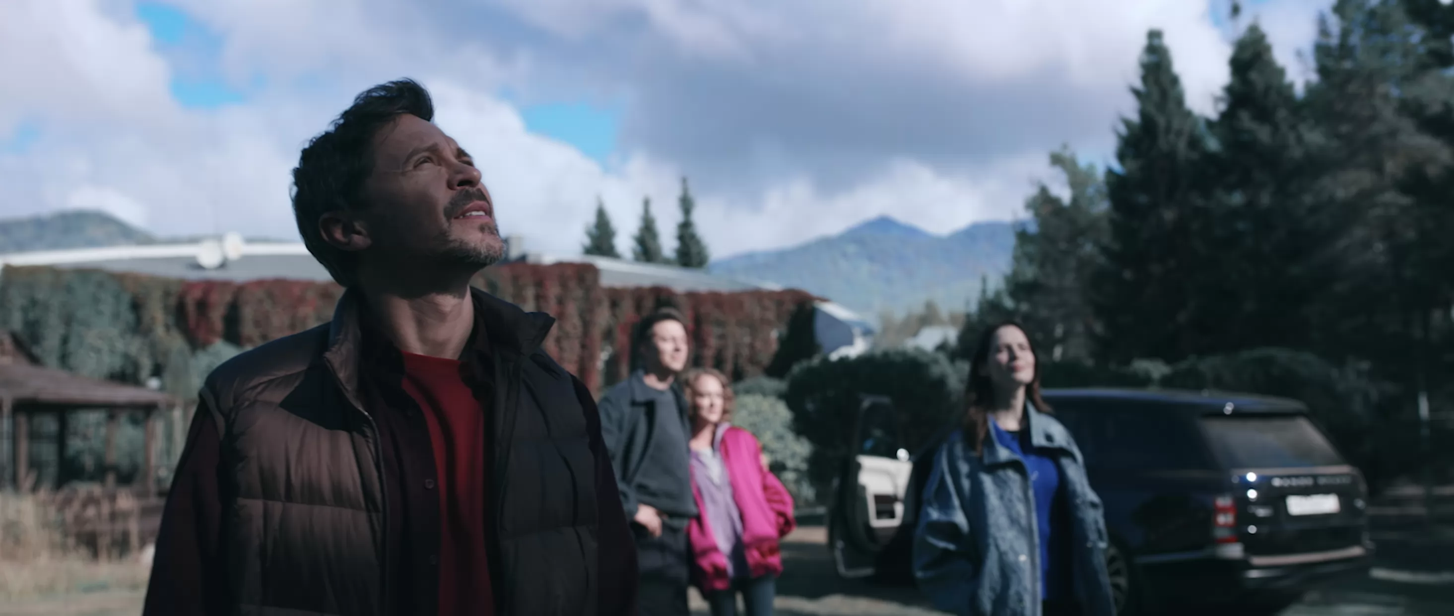 Фильм Кто-то должен умереть (2026). Кадр N268716