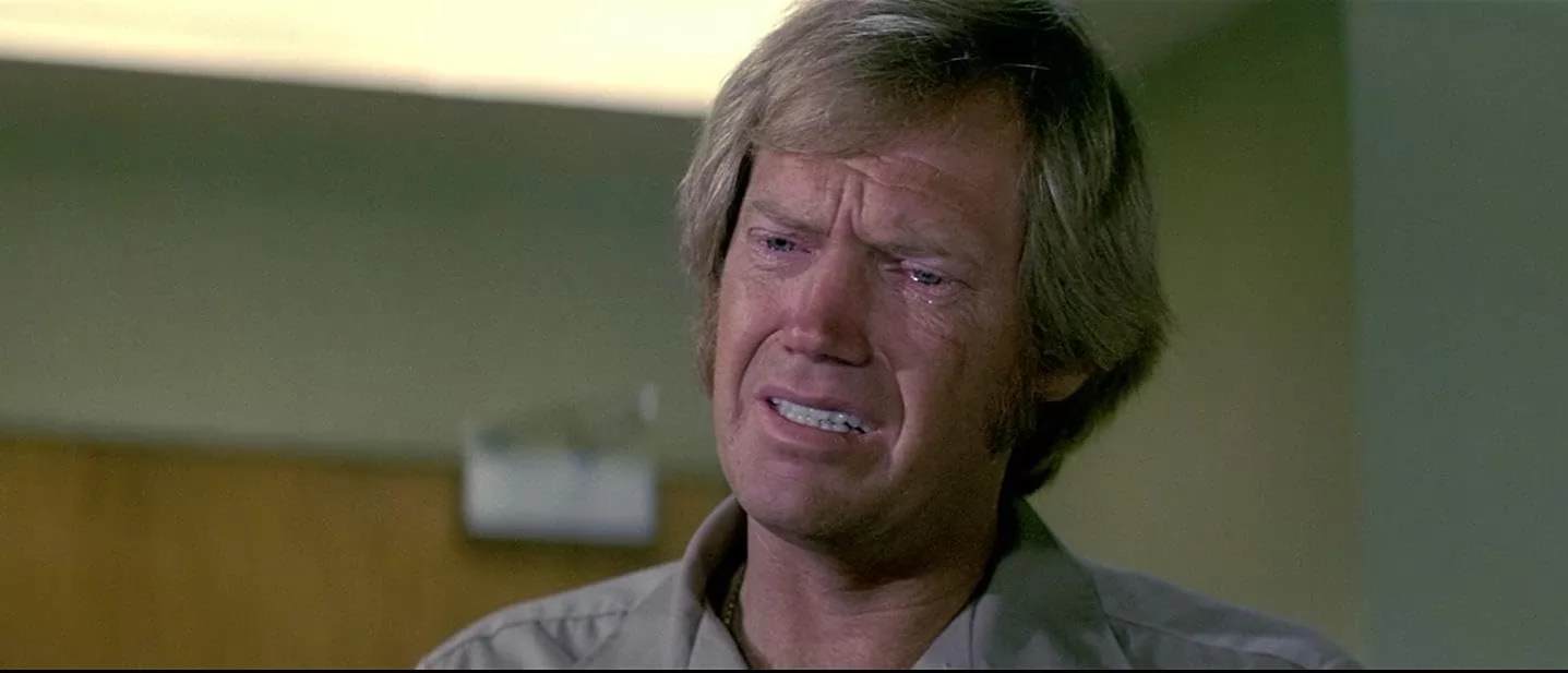 Фильм Автомобиль-убийца (1977). Кадр N268877