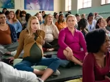 Превью кадра #253425 к фильму "Немного беременна" (2025)